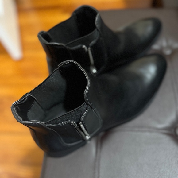Men’s Black Chelsea Boots with Zipper (10.5M) | Nordstrom Rack - Picture 7 of 9